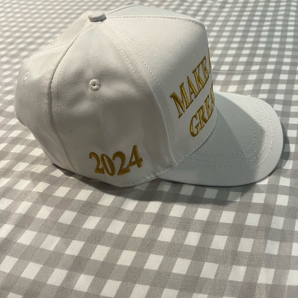 Make America Great Again hat